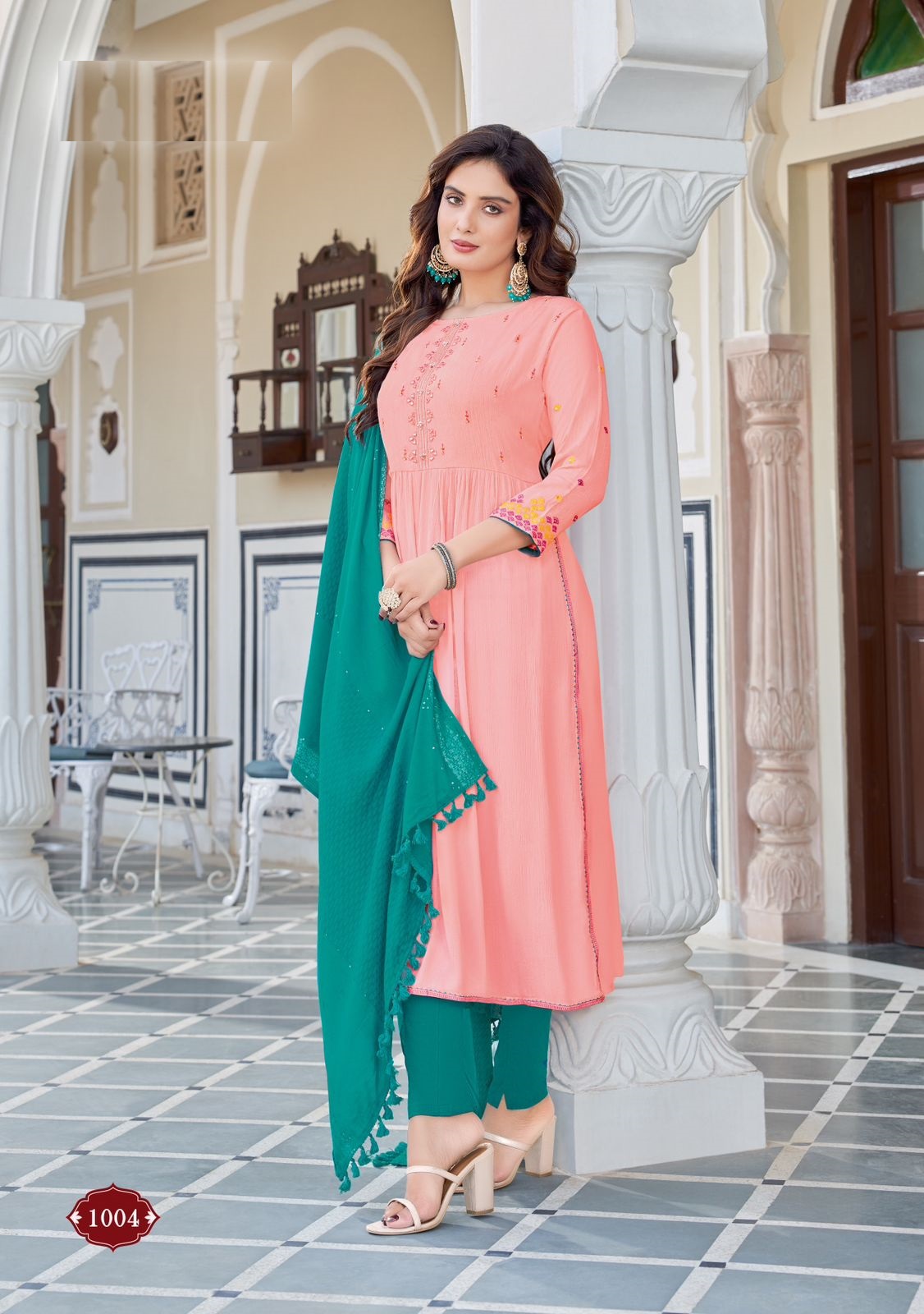 Rayon wrinkle soft cotton with Embroidery and Handwork Kurtis set for women