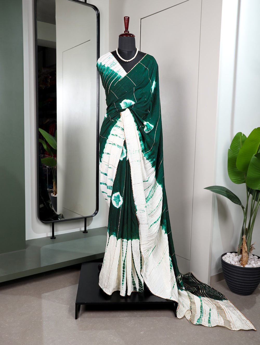 New Beautiful Viscose Chandelier Design with Gota Patti Lace Border Sari for Women